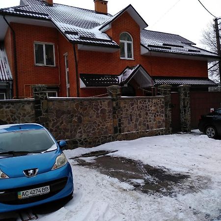 Будинок В Центрі Lutsʼk Εξωτερικό φωτογραφία
