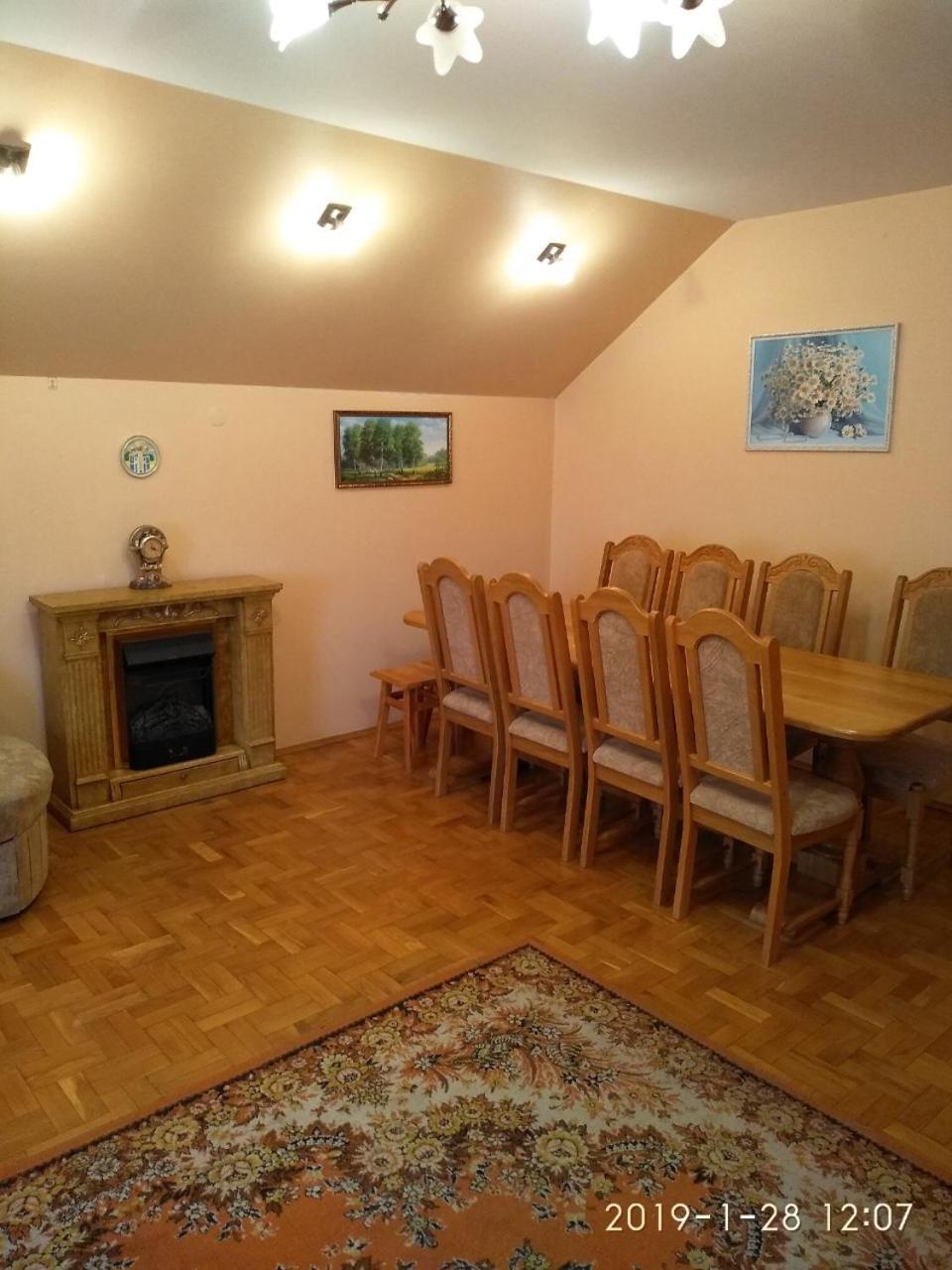 Будинок В Центрі Lutsʼk Εξωτερικό φωτογραφία