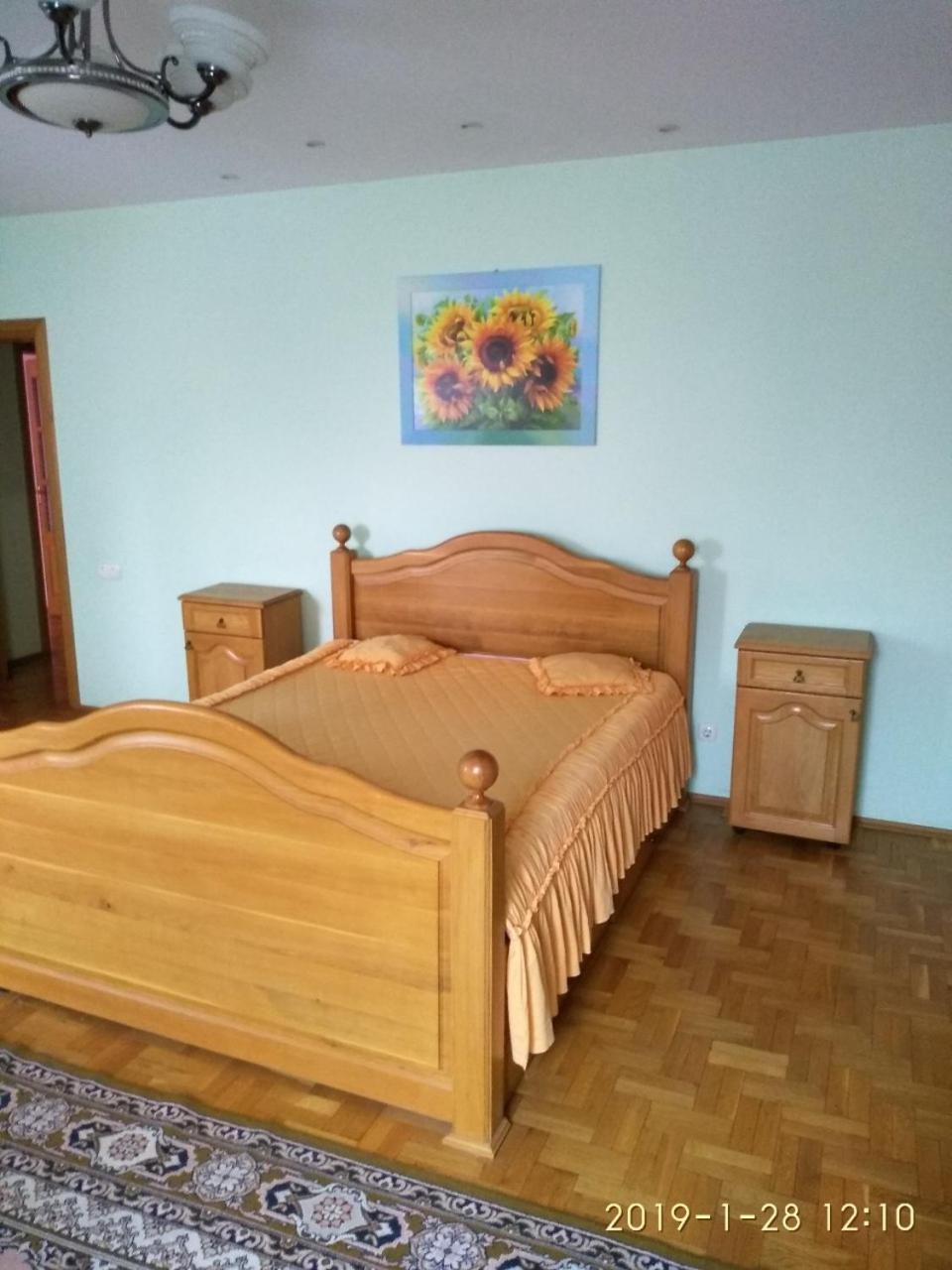 Будинок В Центрі Lutsʼk Εξωτερικό φωτογραφία